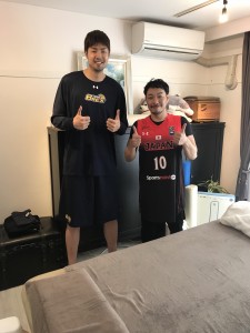 バスケットボール日本代表栃木ブレックス#10竹内公輔選手とメンテナンス後に